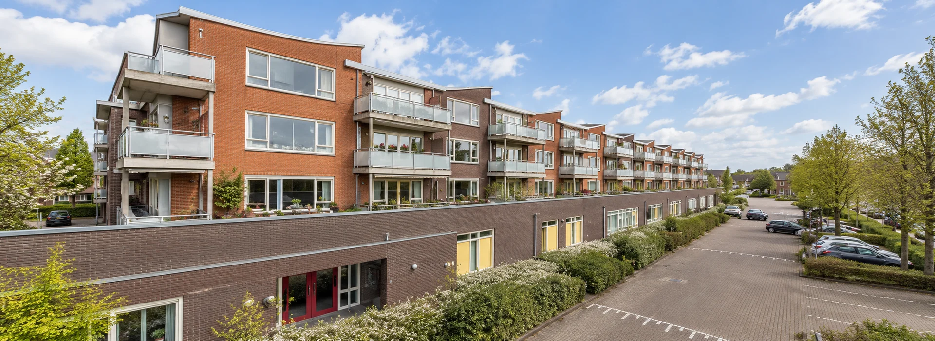 Appartementencomplex Het Emplacement Op Hoogte Wonen